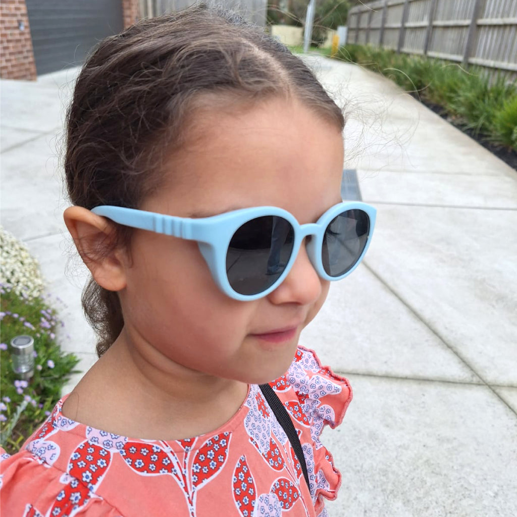 Bprotectedstore_SosyV2_Aqua_Toddler_Sunglasses-Lifestyle